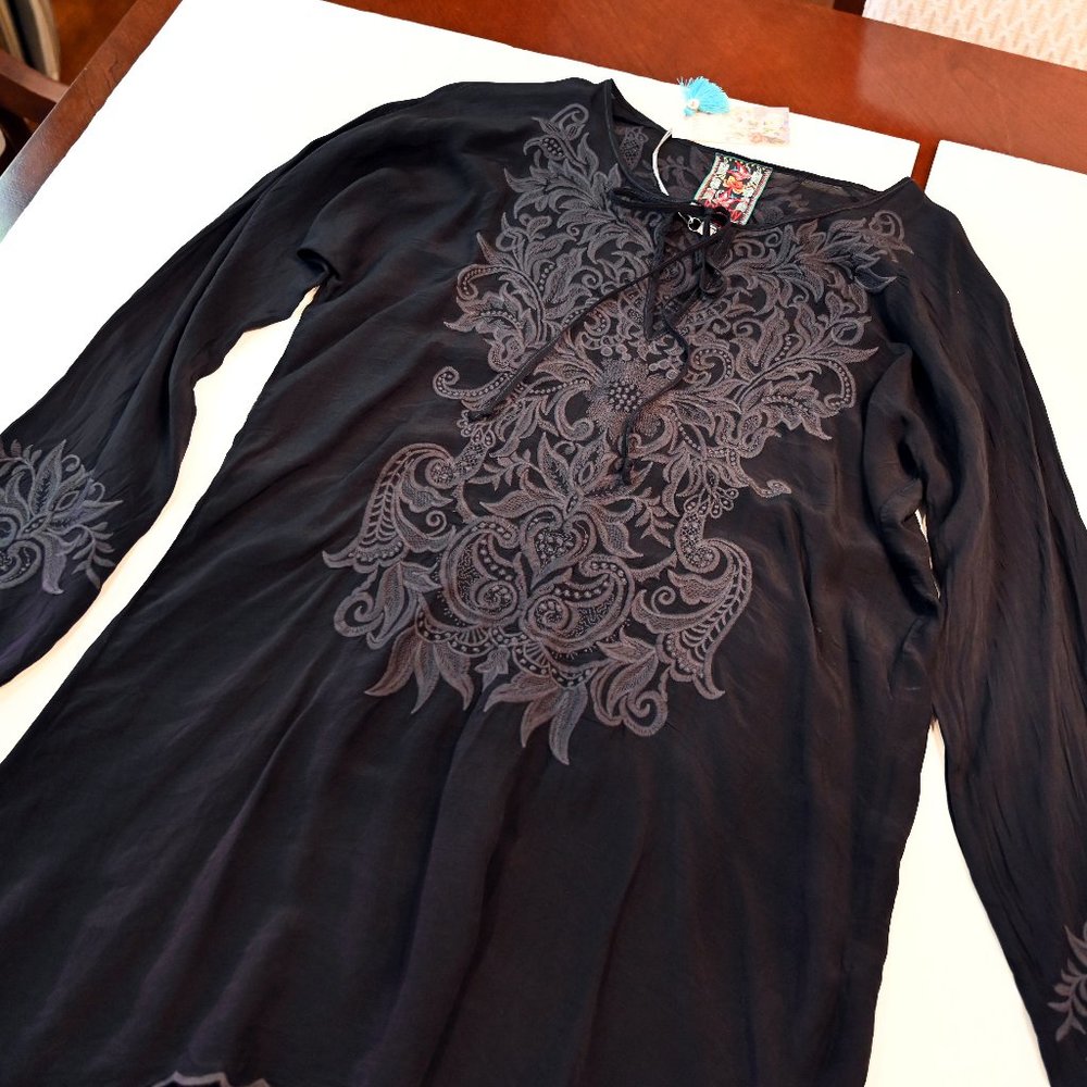 Tania Tunic by Johnny Was